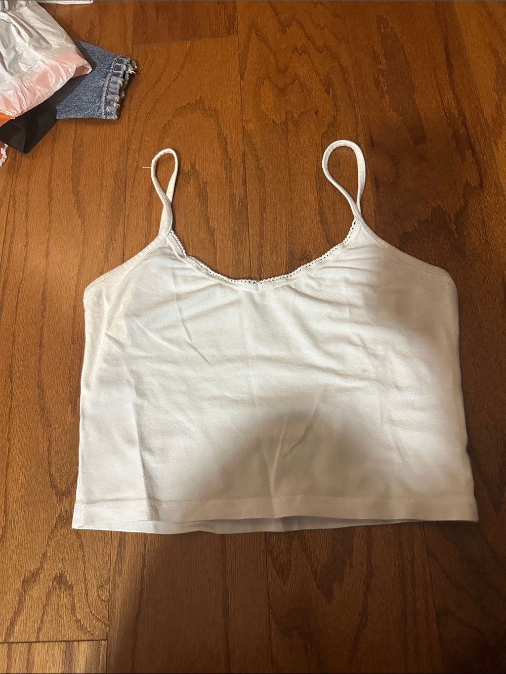 Brandy Melville White Lace-Trim Cropped Cami